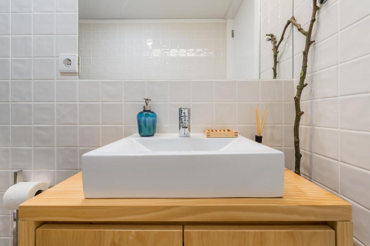 Home In Porto - Cozy 2Br Duplex By Lovelystay Εξωτερικό φωτογραφία